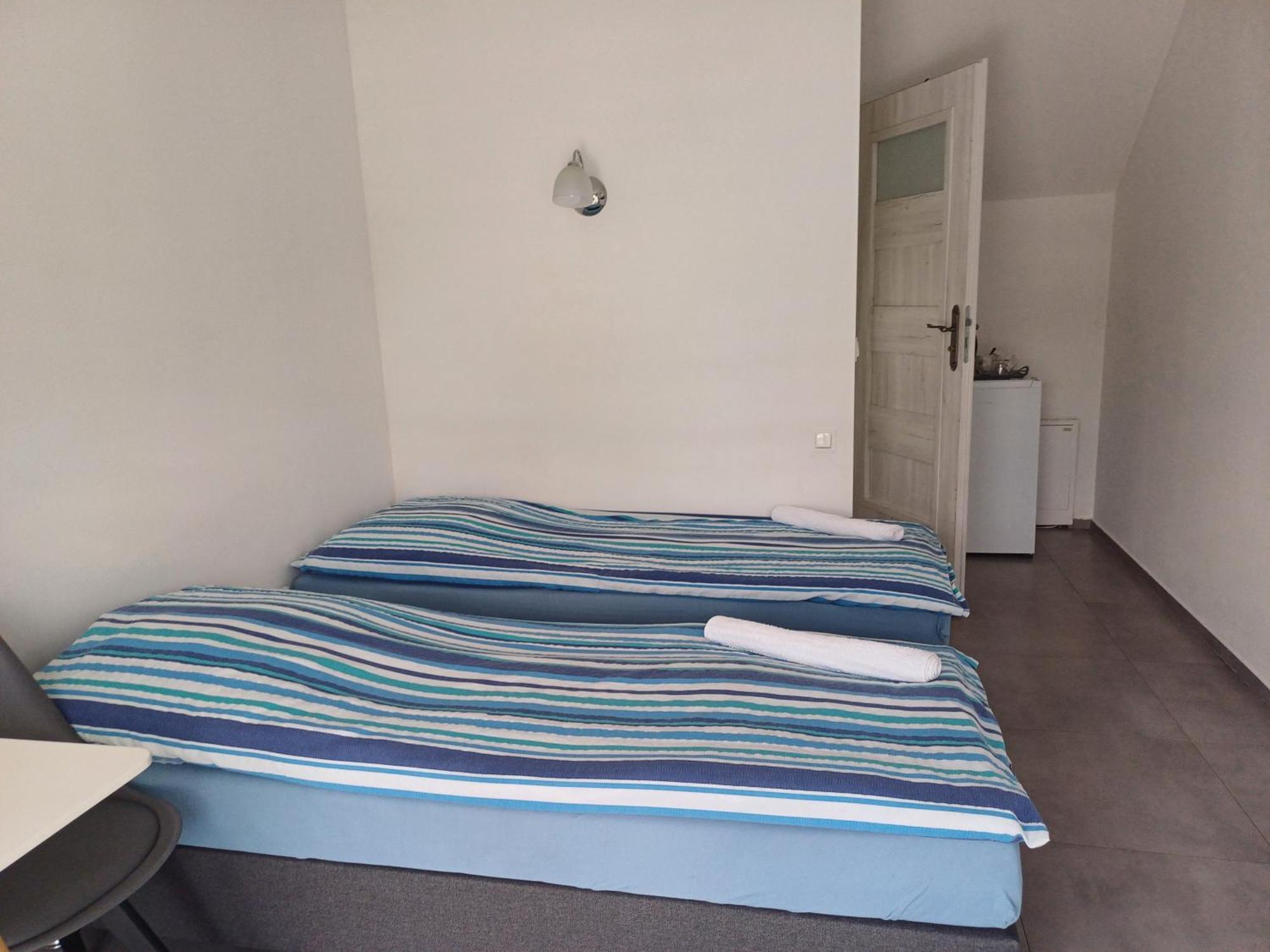 Gosciniec Solan Hotel Jeleniów Kültér fotó